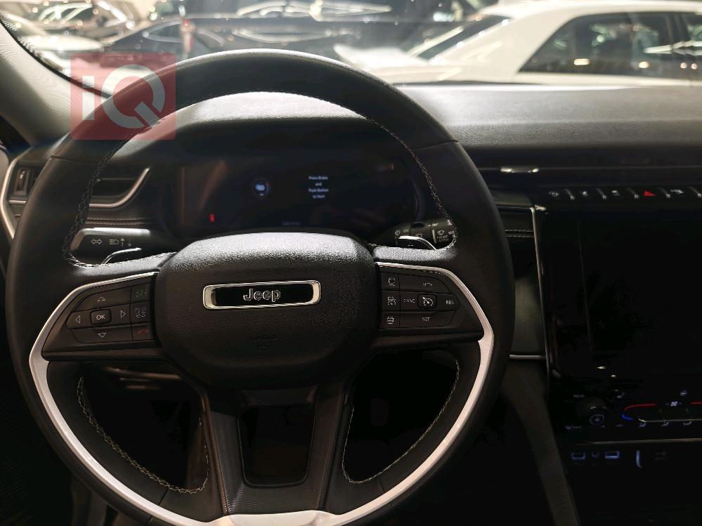 جيب جراند شيروكي